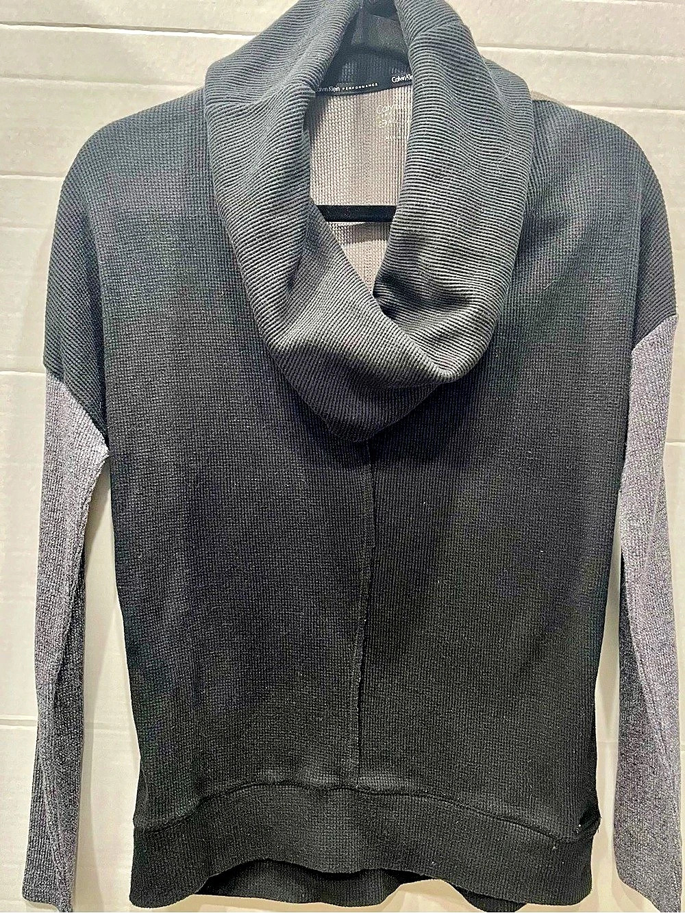 Calvin Klein Performance Women'Small Cowl Neck Sweater Gray & Black Size Small